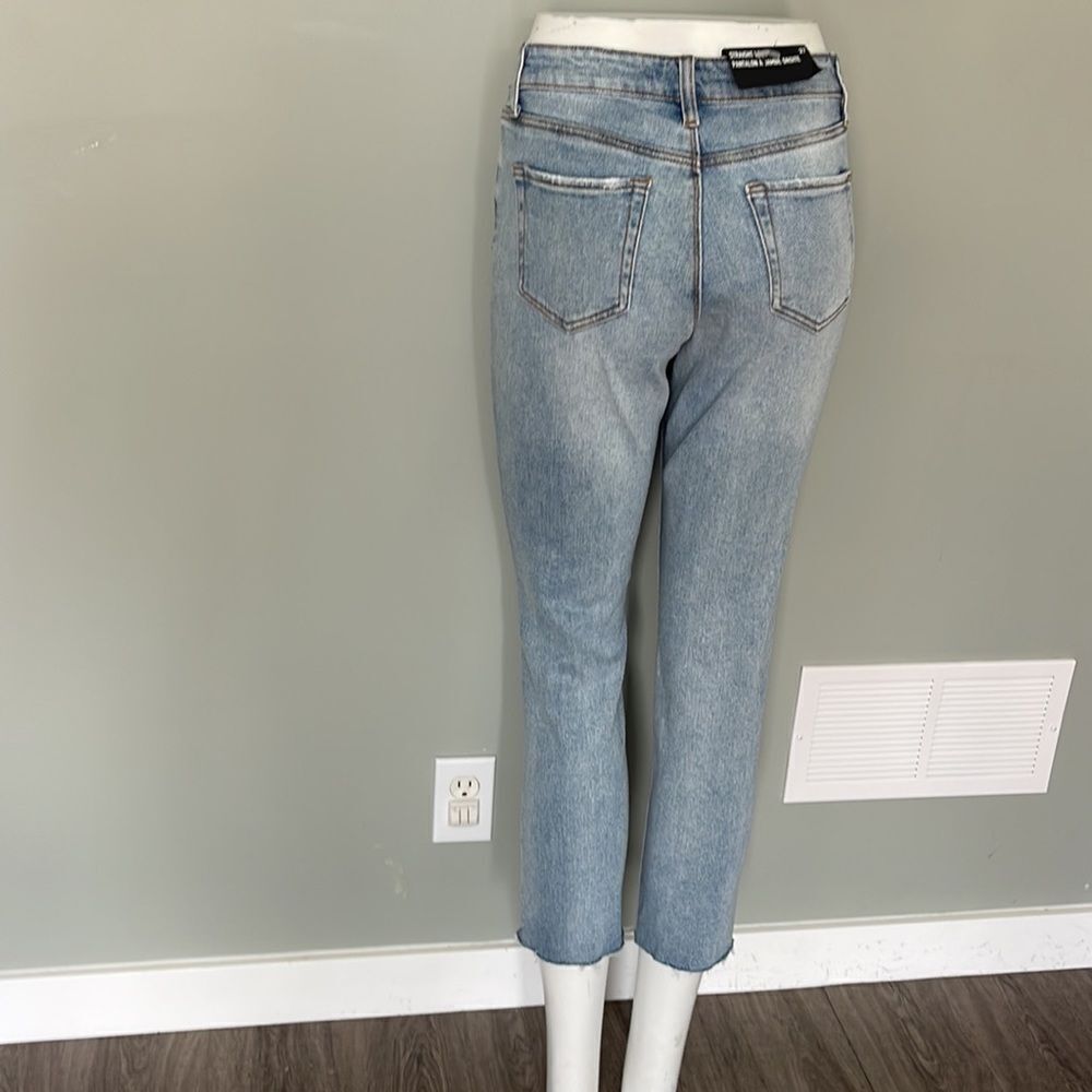 Design Lab Lord & Taylor Straight Leg 27” NEW - Picture 2 of 3